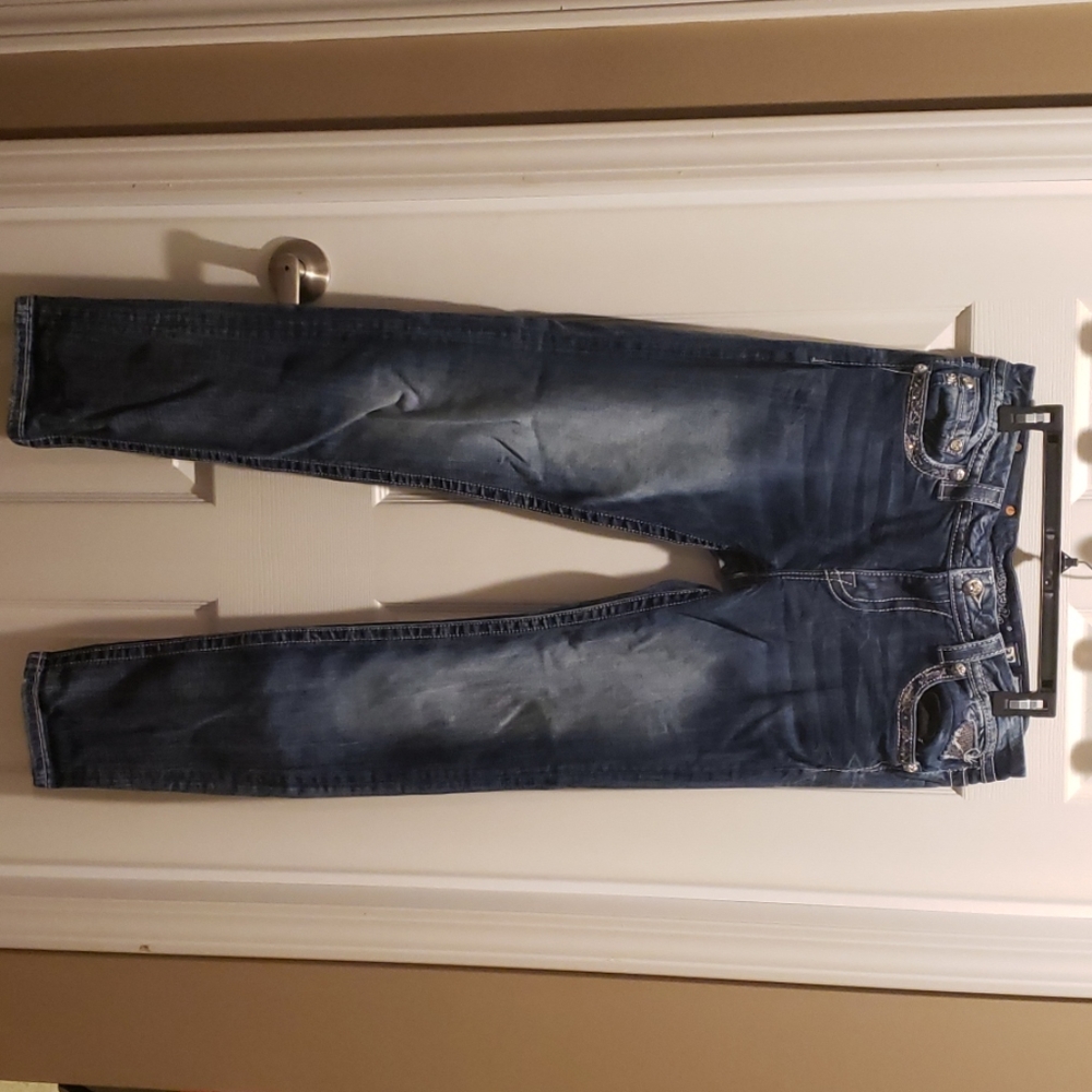 Buckle miss me 32 signature skinny jeans